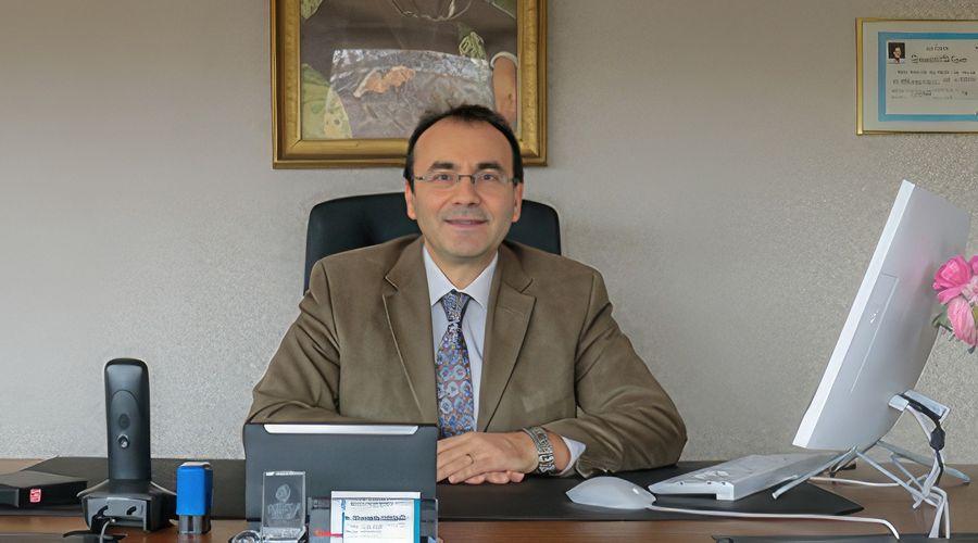 Prof. Dr. Mustafa Cesur: Obezite tedavisinde ilaç etkili ama yetersiz