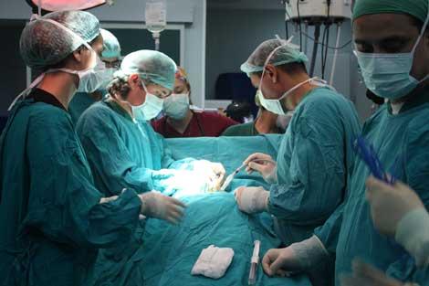'Deri altı implant uygulaması' ile madde bağımlılığı tedavi ediliyor