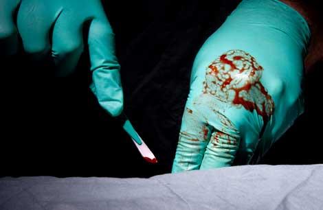 FDA cerrahide kullanılan pudralı eldivenleri yasakladı
