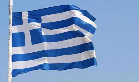 Çipras, Yunan doktorların ülkede kalmasını sağlamaya çalışıyor