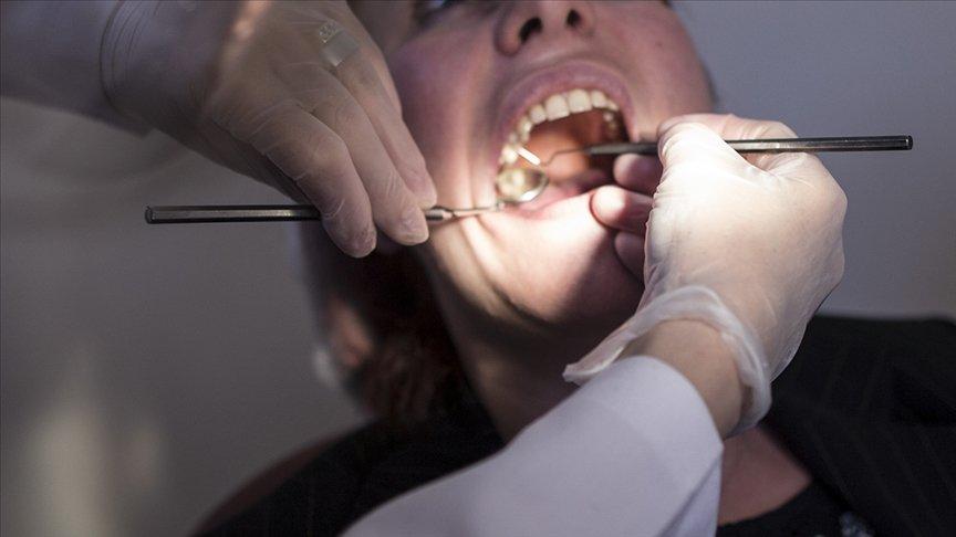 Yanlış tedavi uygulayan diş hekimi ile hasta 150 fidan bağışı şartıyla uzlaştı