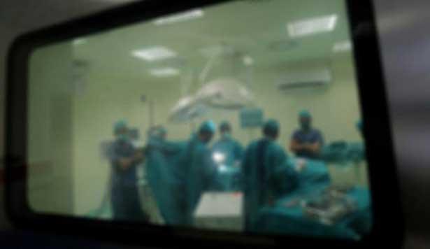 Türkiye'nin 3. çift kol nakli: Ameliyat 10,5 saat sürdü
