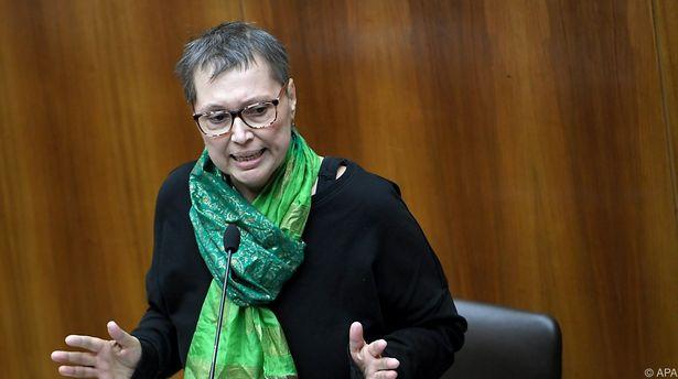 Avusturya Sağlık Bakanı kansere yenik düştü