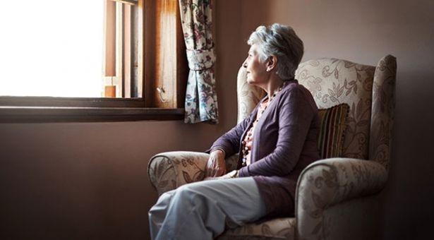 Araştırma: Alzheimer hastası kadınlar erkeklerden daha hızlı çöküyor