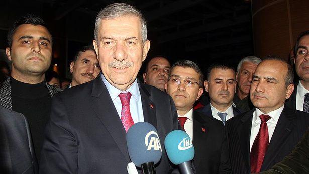Eski Sağlık Bakanı Ahmet Demircan veda ediyor