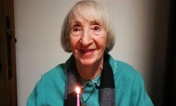 102 yaşındaki Covid-19 hastası 'Lina Nine' iyileşti