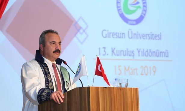 Giresun Üniversitesi rektörü görevinden istifa etti 