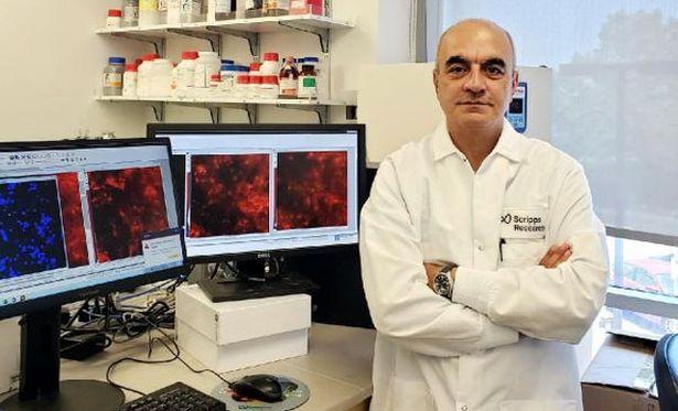Dünyaca ünlü Türk cerrah Covid-19'un hızlanmış Alzheimer etkisine karşı tedavi geliştirecek