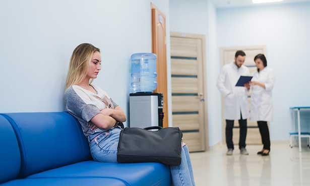 İngiltere'deki hastanelerde bekleme süresi en kötü seviyede