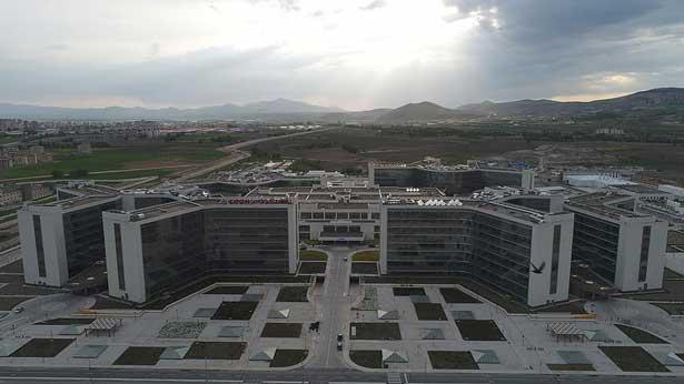 Şu ana kadarki en büyük şehir hastanesi 5 Mayısta açılıyor