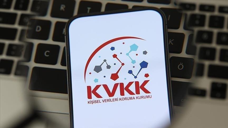 KVKK, hastasının kayıtlarını eski eşi ile paylaşan eczaneye para cezası verdi