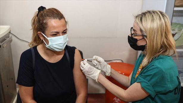 Koronavirüs ile mücadelede 35 yaş ve üzeri vatandaşlar aşılanmaya başladı