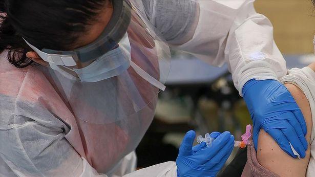 ABD'de riskli işlerde çalışanlara üçüncü doz Kovid-19 aşısı getirildi