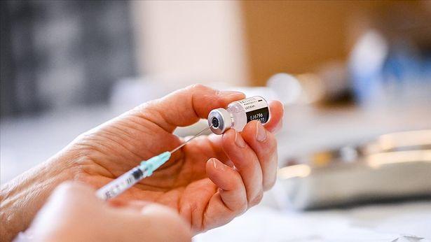 Dünya genelinde 3 milyar 440 milyon dozdan fazla Kovid-19 aşısı yapıldı