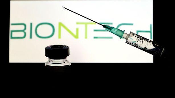 BioNTech, Omicron varyantına özel aşı üzerinde çalışmaya başladı