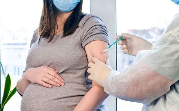 Kovid-19 gebelik takip rehberinde 'aşı' güncellemesi