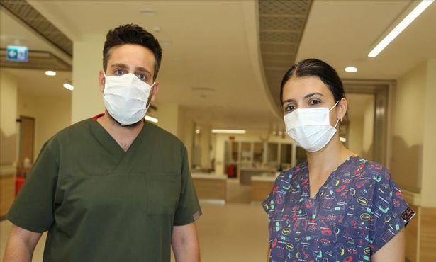 Doktor çift Covid-19 ile mücadele ediyor: 'Lütfen beni entübe edin diyen hastam oldu'