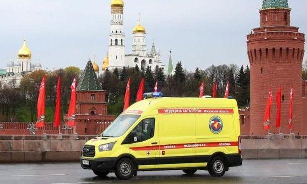 Rusya'da Kovid-19 vaka sayısı 856 bini geçti