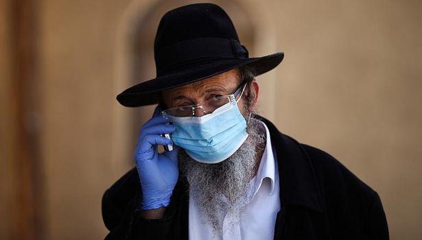 İsrail sakallı kişileri koronavirüse karşı daha iyi koruyan maske üretecek