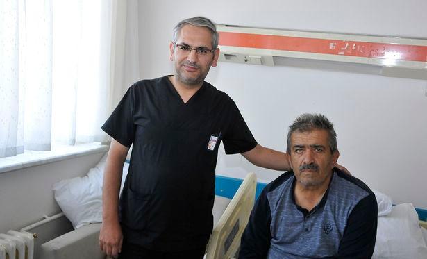 Türk hekimlerden literatüre girecek müdahale: 3 beyin damarı anjiyo ile açıldı