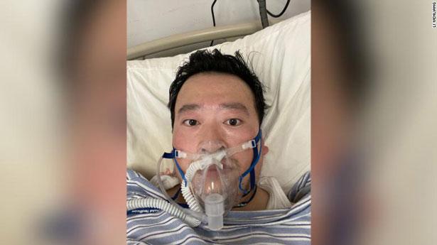 Çinli yetkililer, yeni tip koronavirüsten ölen doktor Li'nin ailesinden özür diledi