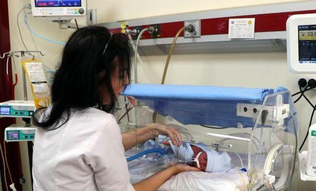 Yenidoğan Uzmanı doktorun sahip çıktığı bebek hayatını kaybetti 