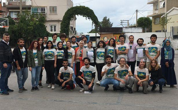Bayer Genç Bilim Elçileri, İzmir’de Bilim Şenliği düzenledi