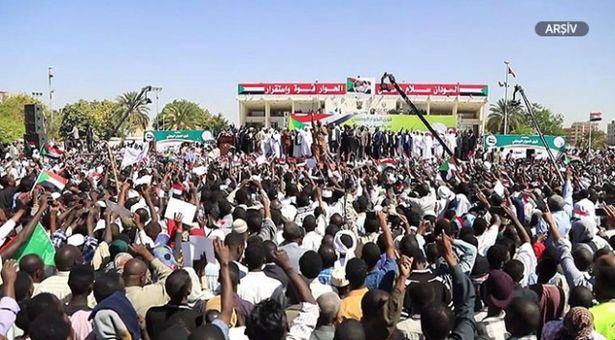 Bütün doktorlar grevde: Sudan'da ölen doktor için grev ilan edildi 