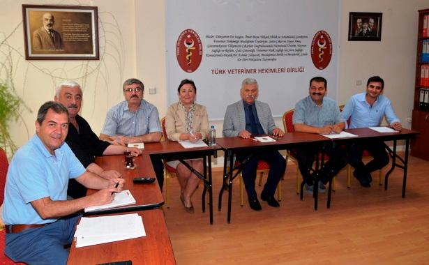 Veteriner hekimler İzmir ve Gaziantep'te toplanıyor