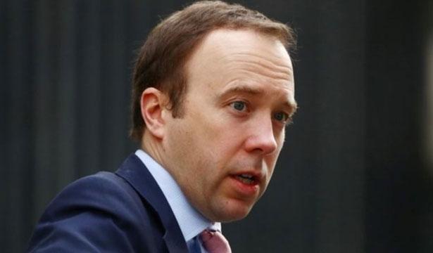 İngiltere Sağlık Bakanı kısıtlamaların kaldırılmasına tepkili: Yüz binlerce can kaybıyla sonuçlanabilir
