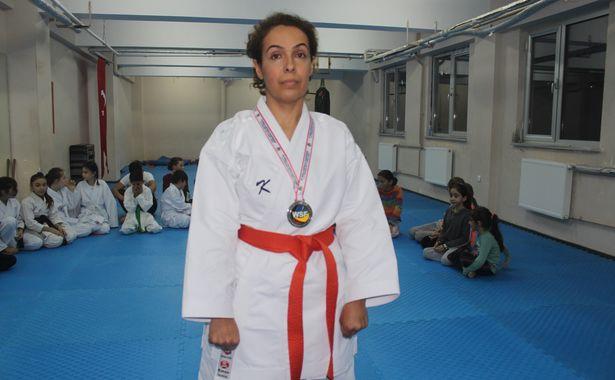 Karatede dünya 2.’si kadın doktor: Kendimi daha güvende hissediyorum