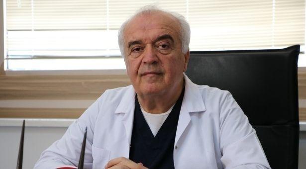 Görev yaptığı hastanede koronavirüs tedavisi gören Prof. Dr. Koyuncu hayatını kaybetti