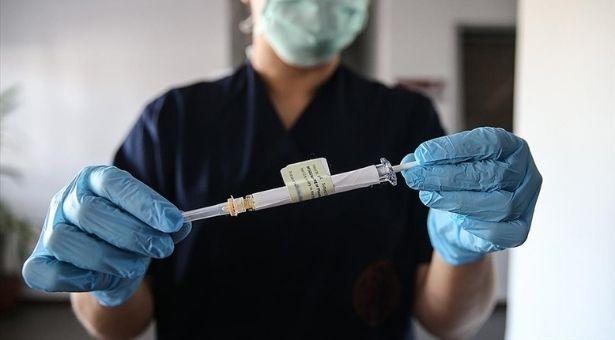 Pfizer ve BioNTech'in geliştirdiği Kovid-19 aşısı, gelecek hafta İngiltere'de uygulanmaya başlayacak 