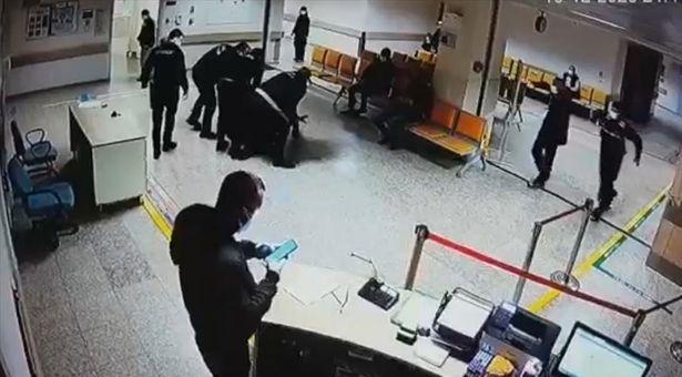 Samsun'da acil serviste görevli doktora bıçaklı saldırı girişimi