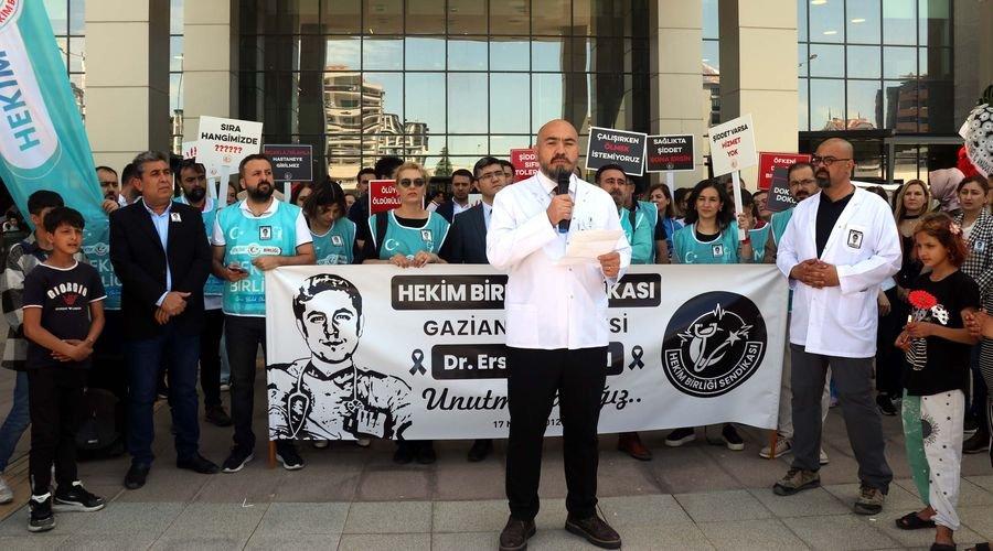 Hasta yakını tarafından öldürülen Dr. Ersin Arslan vefatının 12'nci yılında unutulmadı