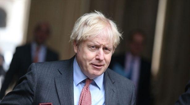 İngiltere Başbakanı Johnson'dan karantina çağrısı: Yoğun bakım üniteleri risk altında 