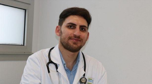 Erzurumlu genç doktor Fransa'da babasının onardığı hastanede hayat kurtarıyor