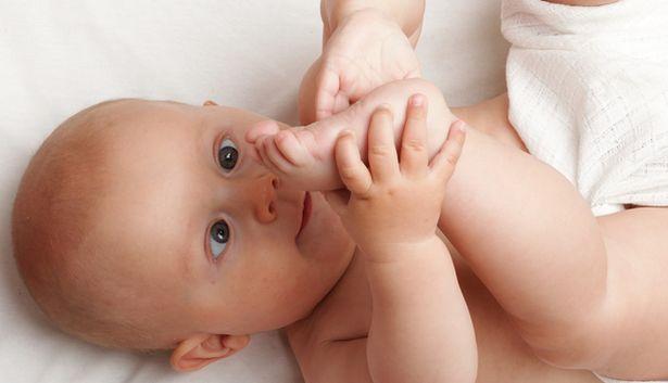 Araştırma: Bebeklerin sıvazlanmasının doğal analjezik olduğu ortaya konuldu