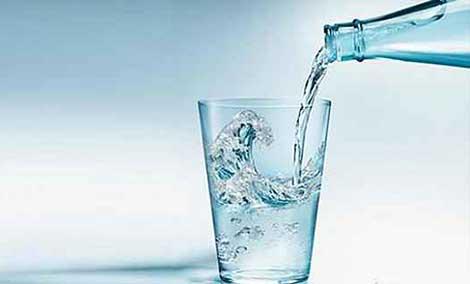 Araştırma: Hasta refakatçileri yeterli su tüketmiyor
