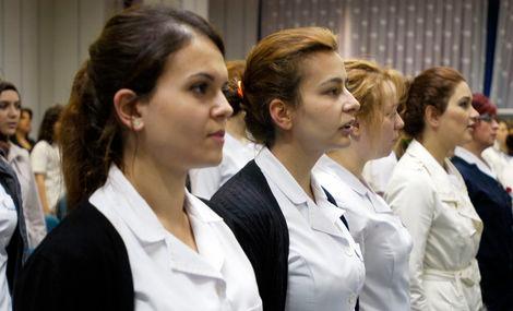Türk Hemşireler Derneği: 100 bin hemşire atama beklerken, hemşirelik diploması olmayanlar istihdam ediliyor